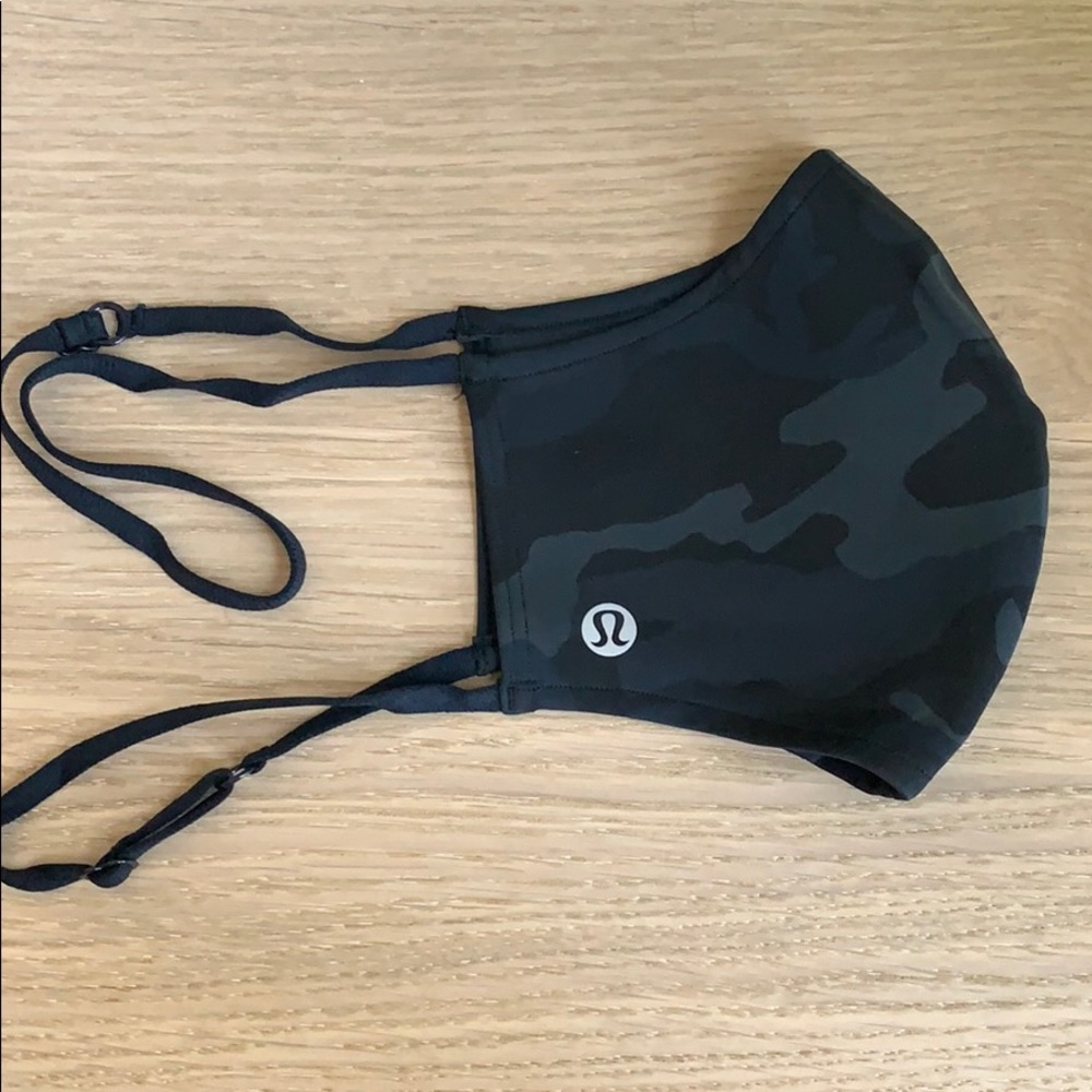 Lululemon Men’s Adjustable Non-surgical Face Mask